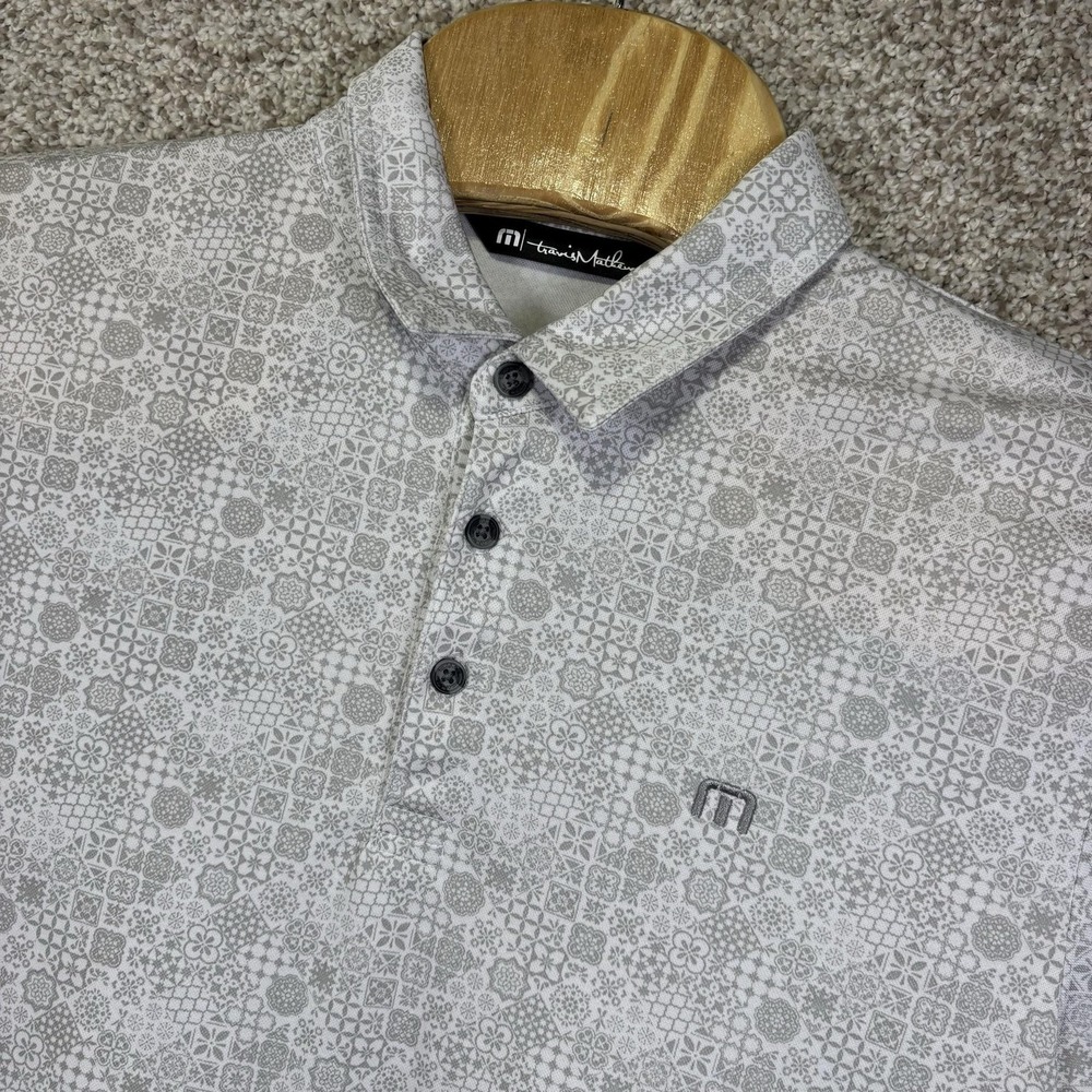 TravisMathew Polo Shirt Mens Medium Gray Geometric Bear's Best Las Vegas Golf